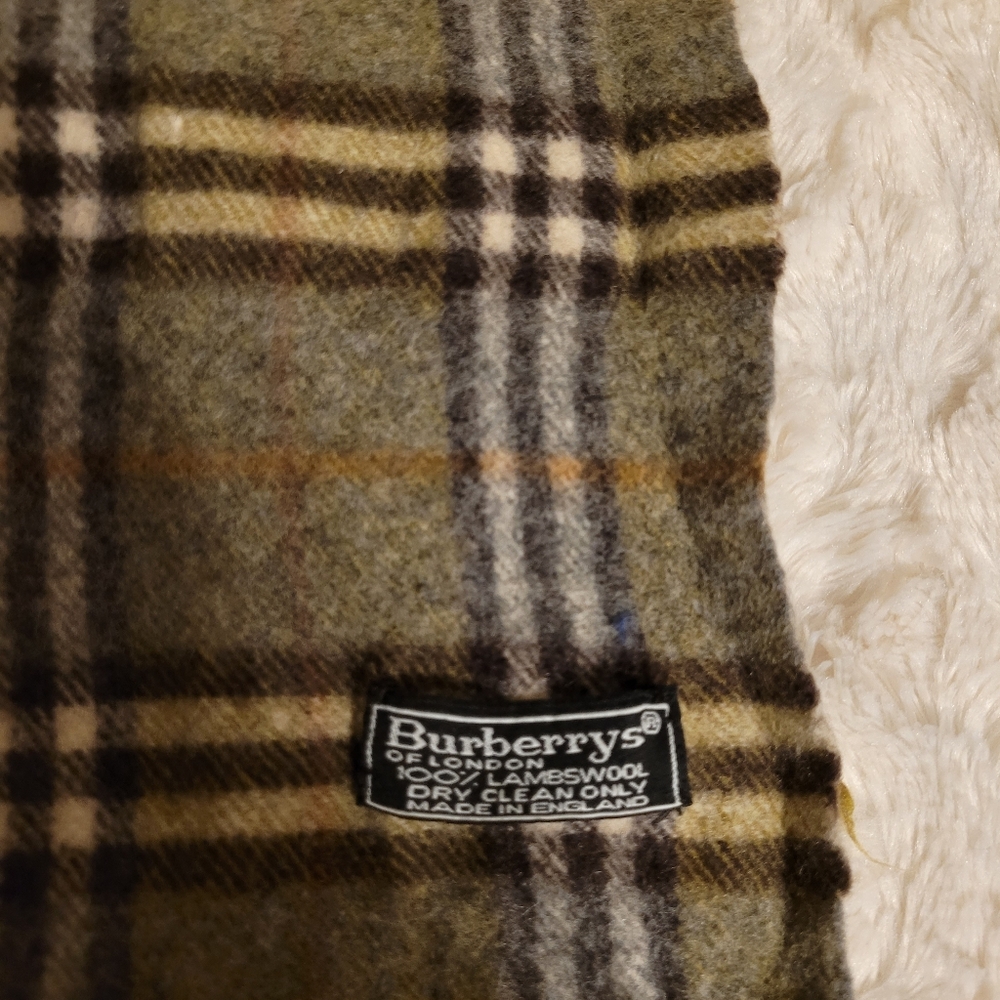 Burberry scarf